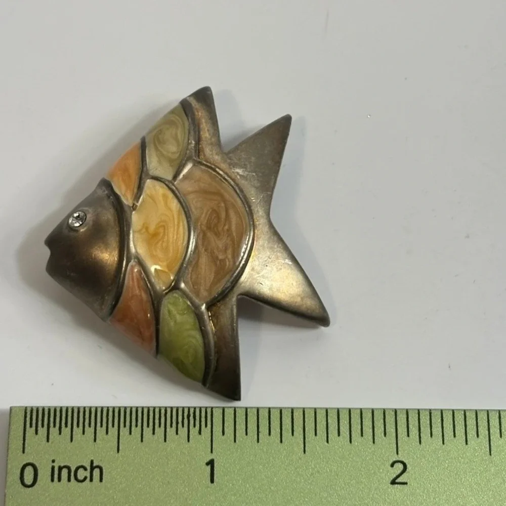 Enamel Fish Brooch Rhinestone Eye Silver Tone Whimsical Animal Pin - Picture 7 of 7